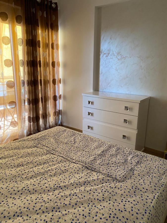 Sunny Apartament Saranda Екстер'єр фото