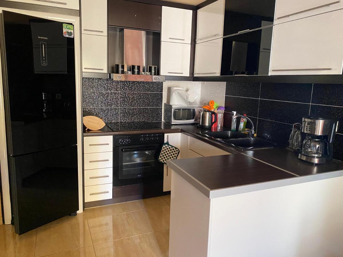Sunny Apartament Saranda Екстер'єр фото