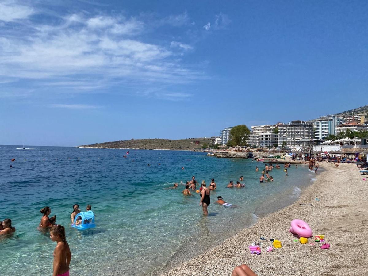 Sunny Apartament Saranda Екстер'єр фото