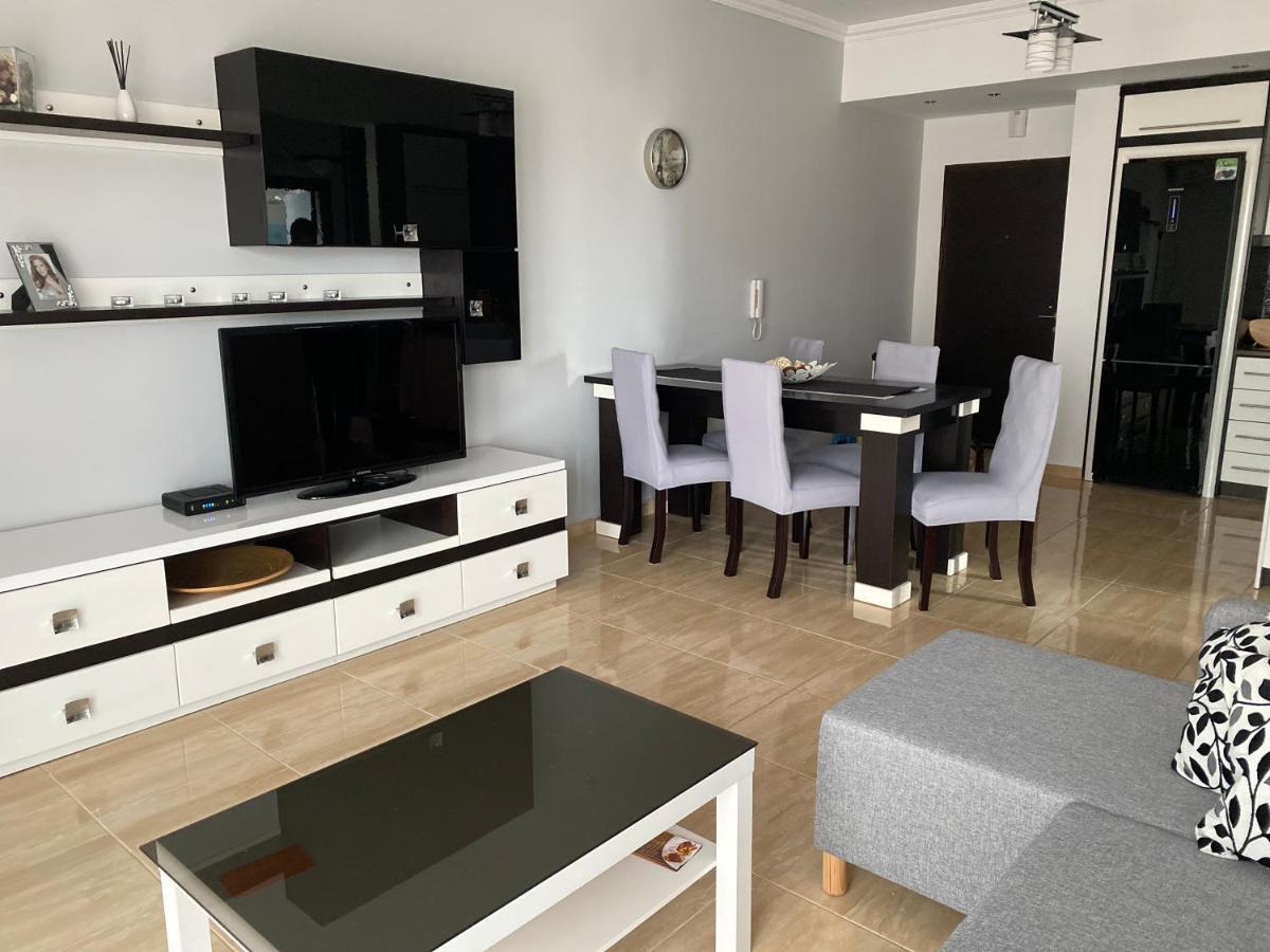 Sunny Apartament Saranda Екстер'єр фото